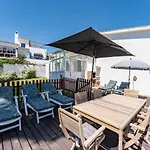 Superbly Situated 67 Villa